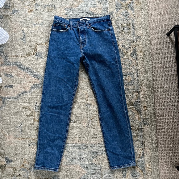 Levi's Wedgie Straight Fit Woman's Jeans - Picture 1 of 8